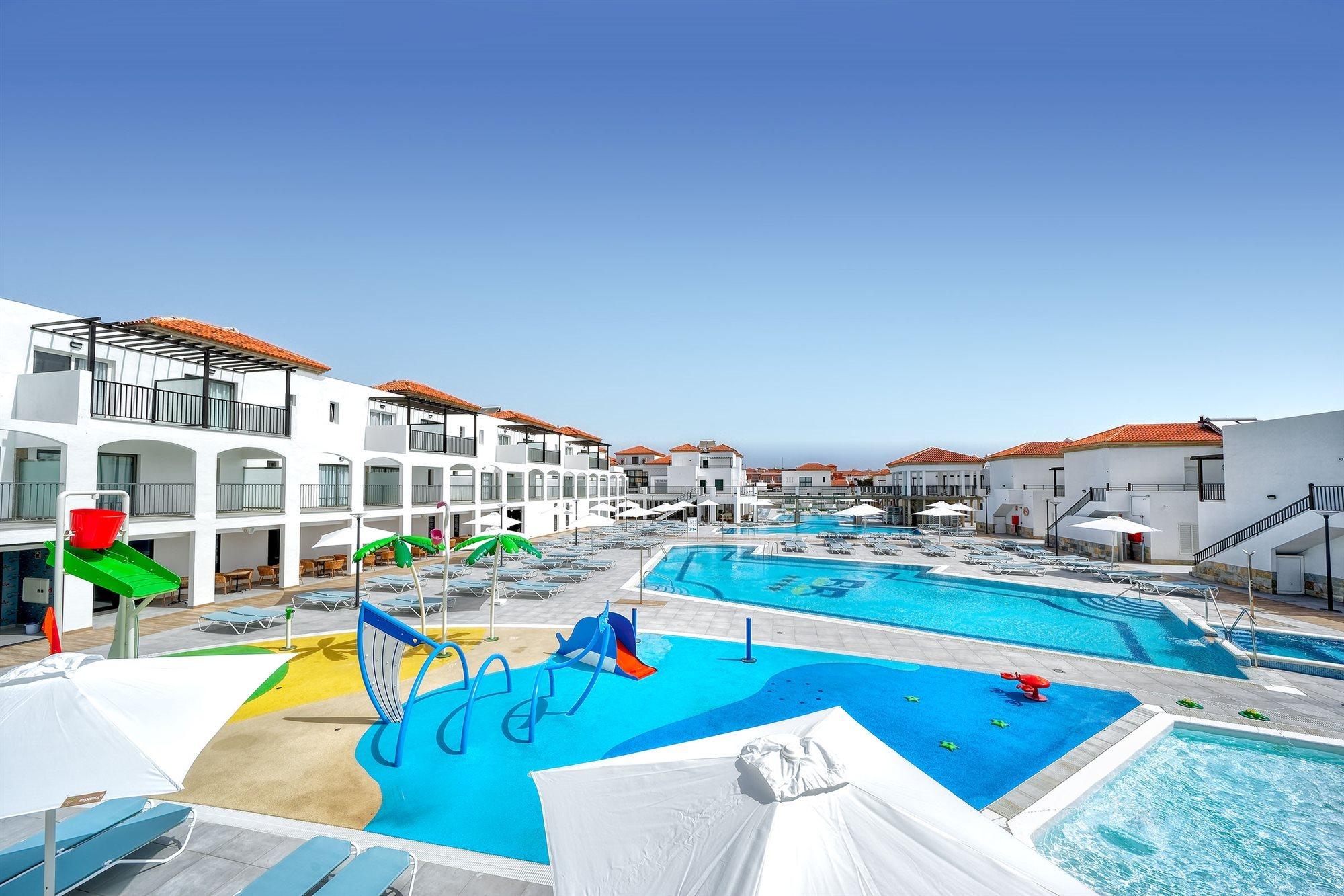 Broncemar Beach Suites كاليتا ذي فوستي المظهر الخارجي الصورة