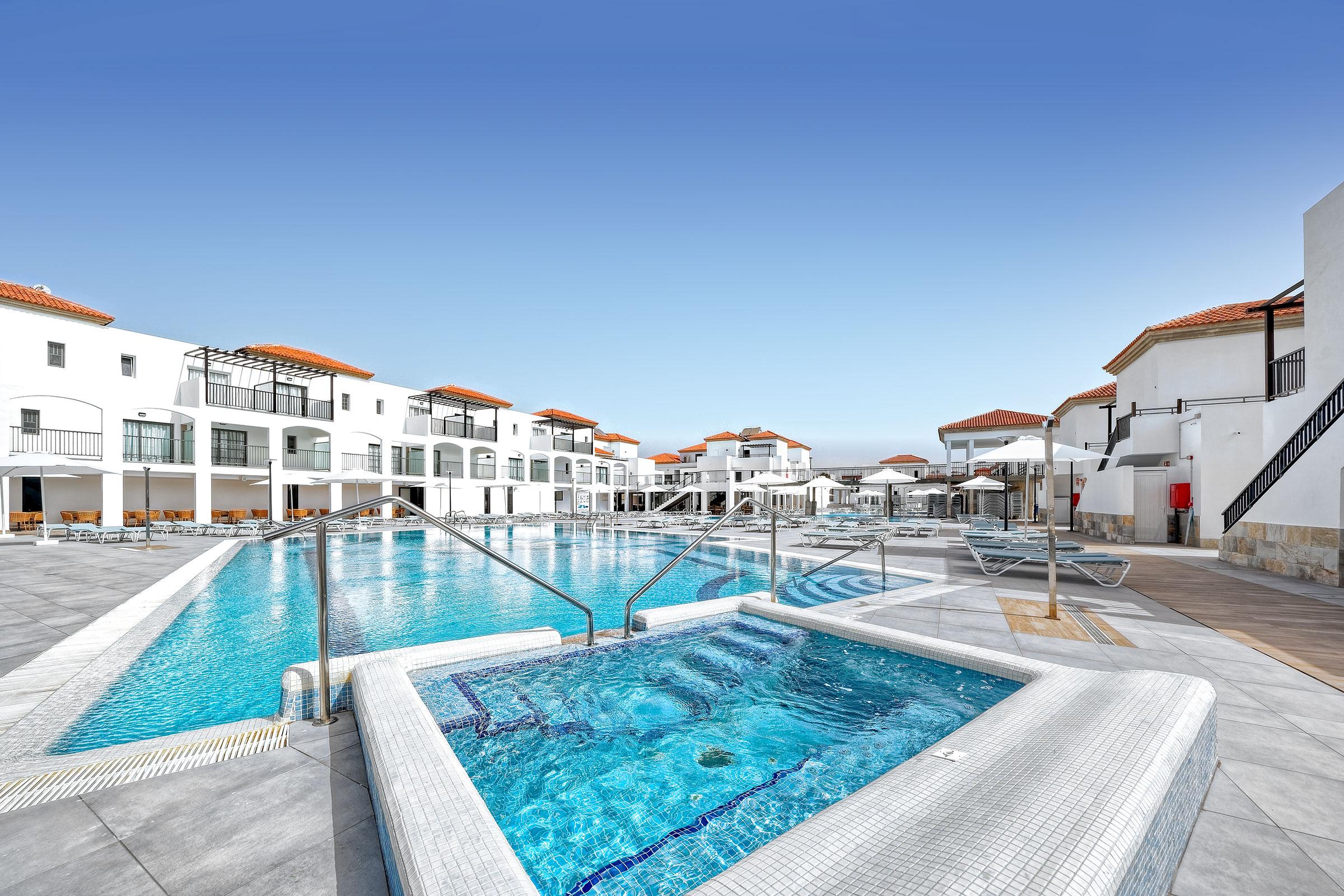 Broncemar Beach Suites كاليتا ذي فوستي المظهر الخارجي الصورة